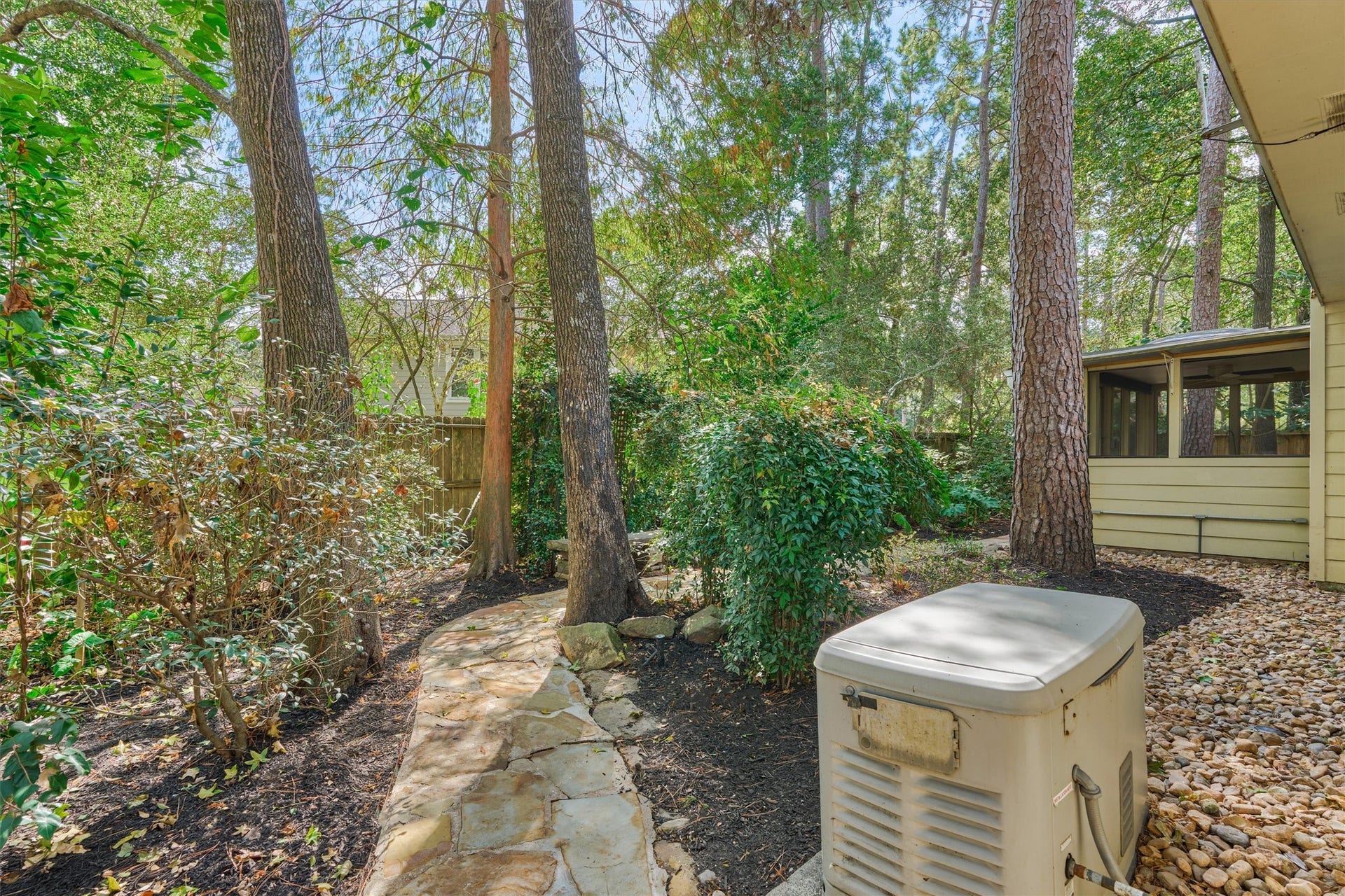 2 Rock Pine Court, The Woodlands, TX 77381 2 Rock Pine Court, The Woodlands, TX 77381