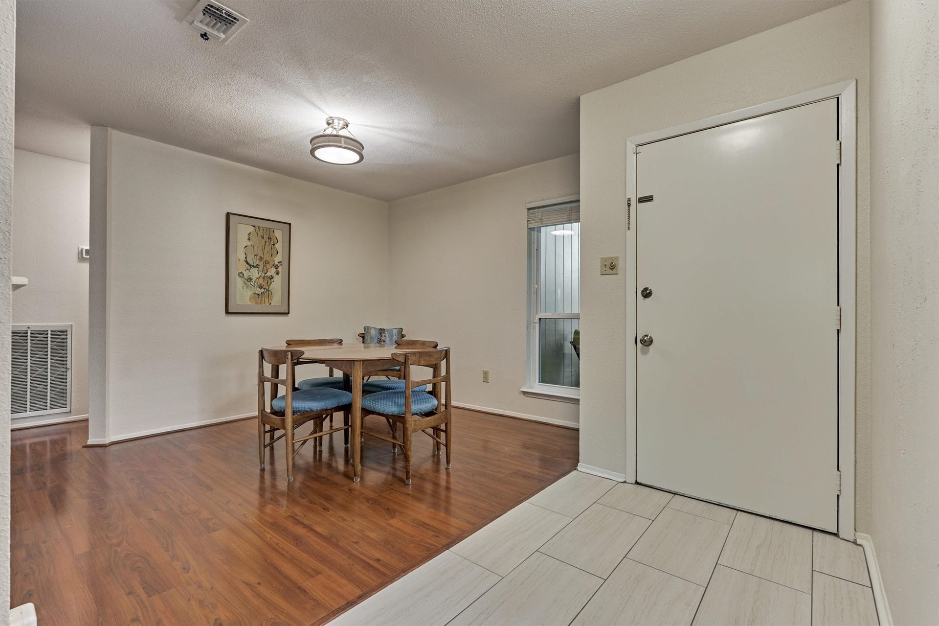 2 Rock Pine Court, The Woodlands, TX 77381 2 Rock Pine Court, The Woodlands, TX 77381