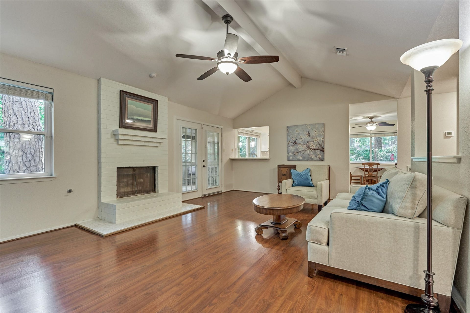 2 Rock Pine Court, The Woodlands, TX 77381 2 Rock Pine Court, The Woodlands, TX 77381