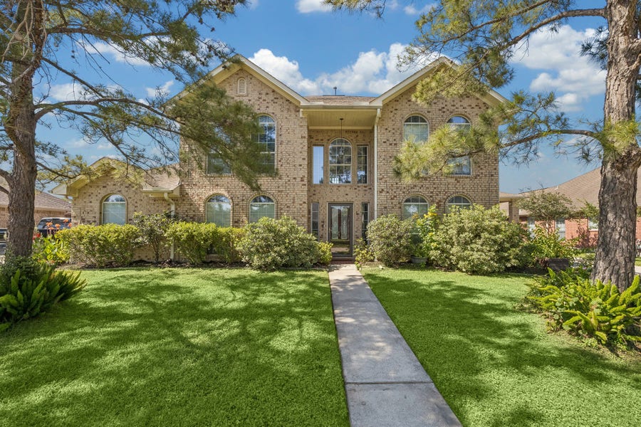 Property photo for 11407 Freestone Avenue, Pearland, TX