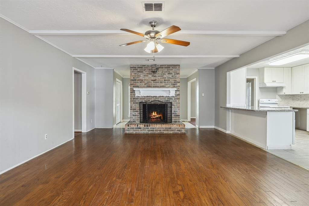 7203 Lacy Hill Drive, Houston, TX 77036 7203 Lacy Hill Drive, Houston, TX 77036