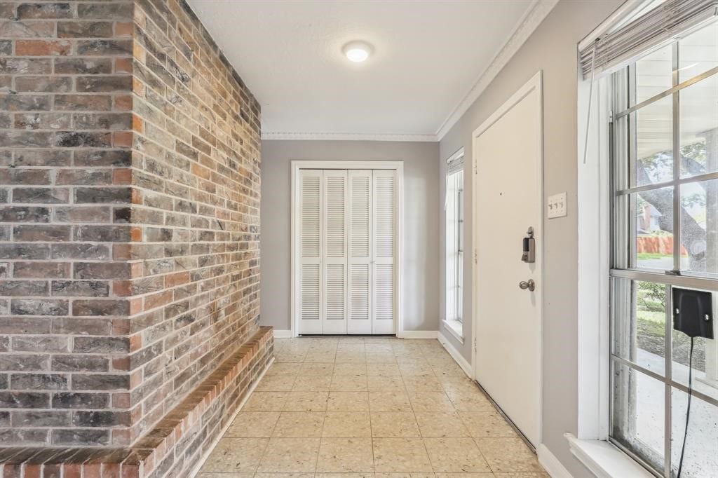 7203 Lacy Hill Drive, Houston, TX 77036 7203 Lacy Hill Drive, Houston, TX 77036