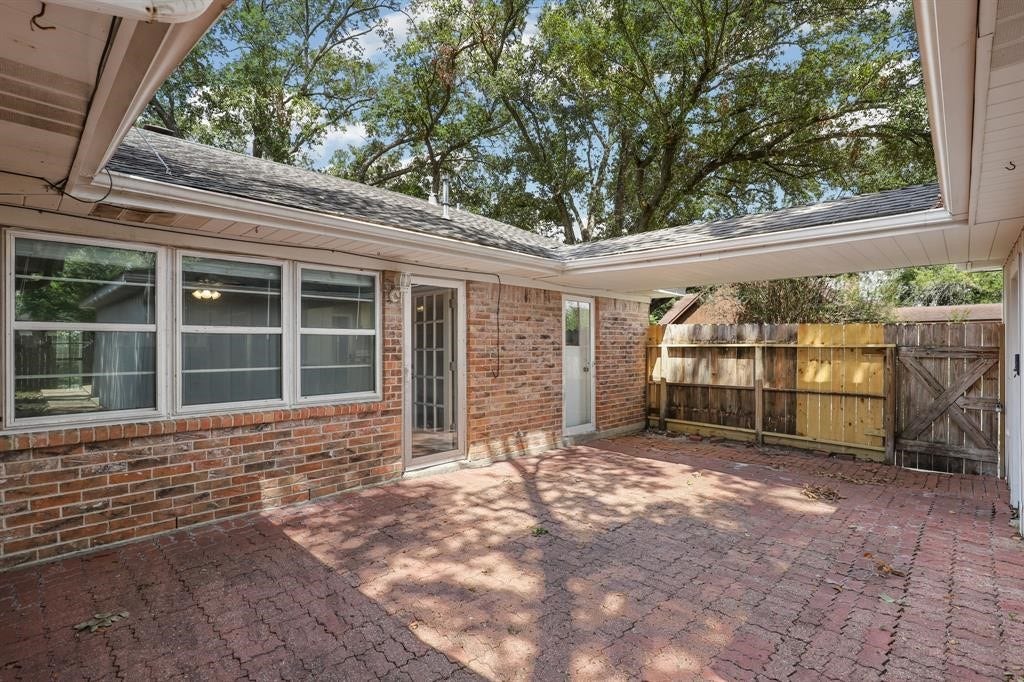 7203 Lacy Hill Drive, Houston, TX 77036 7203 Lacy Hill Drive, Houston, TX 77036