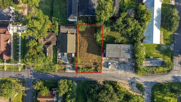 Property photo for 3105 Roland Street, Houston, TX