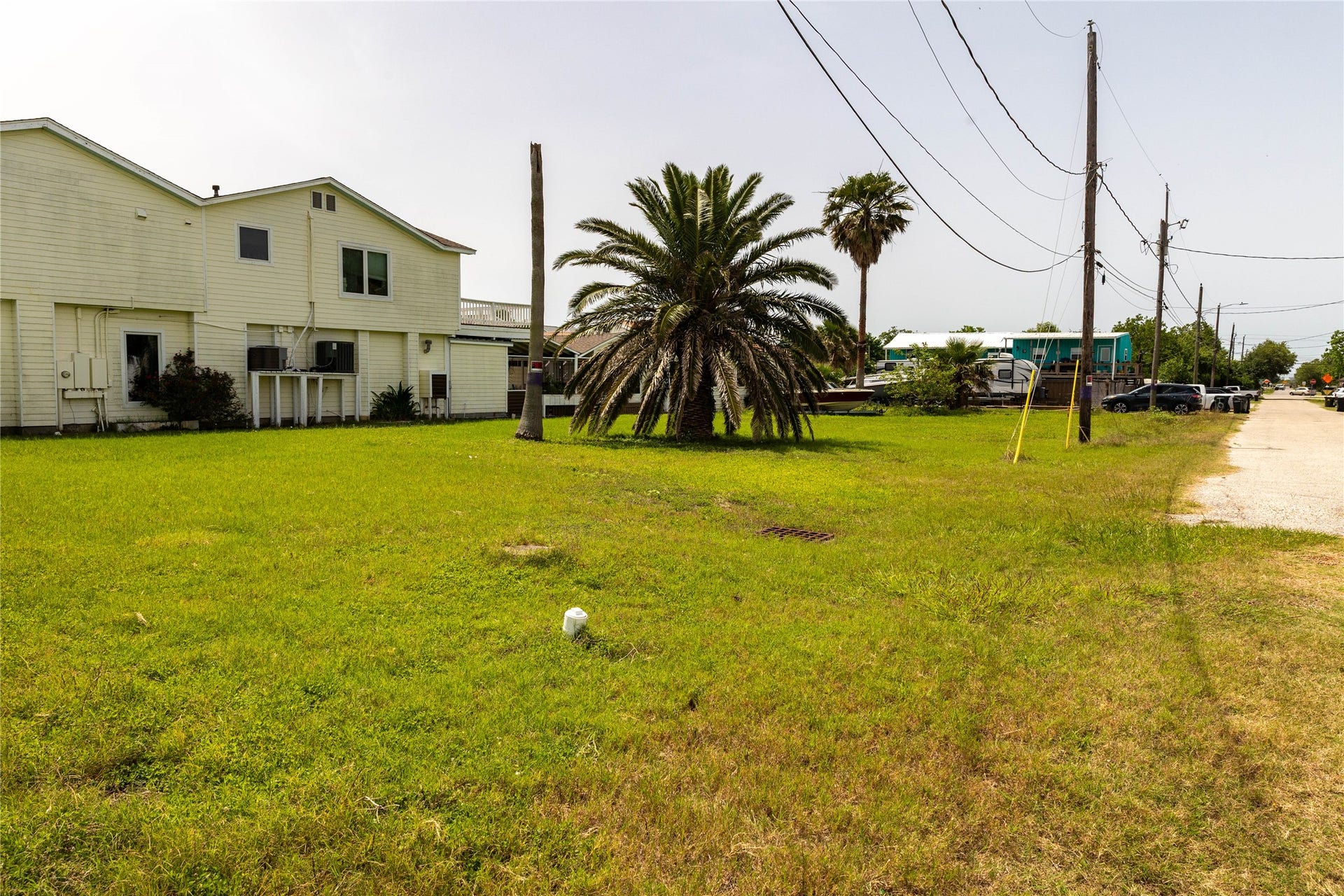 1917 Avenue A, San Leon, TX 77539 1917 Avenue A, San Leon, TX 77539