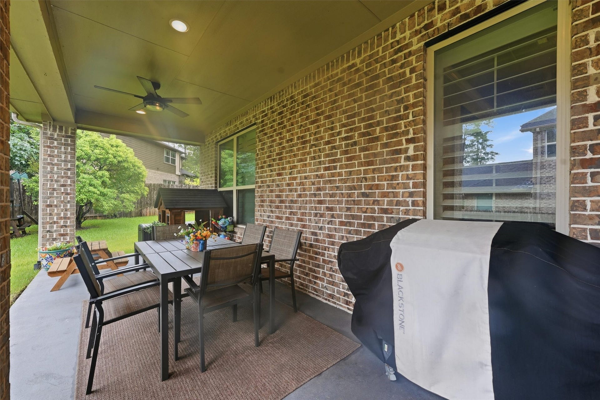 210 Fox Squirrel Court, Pinehurst, TX 77362 Plenty of space to entertain outdoors.