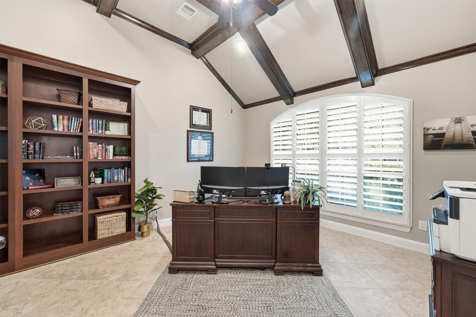 210 Fox Squirrel Court, Pinehurst, TX 77362 Private home office with French doors.