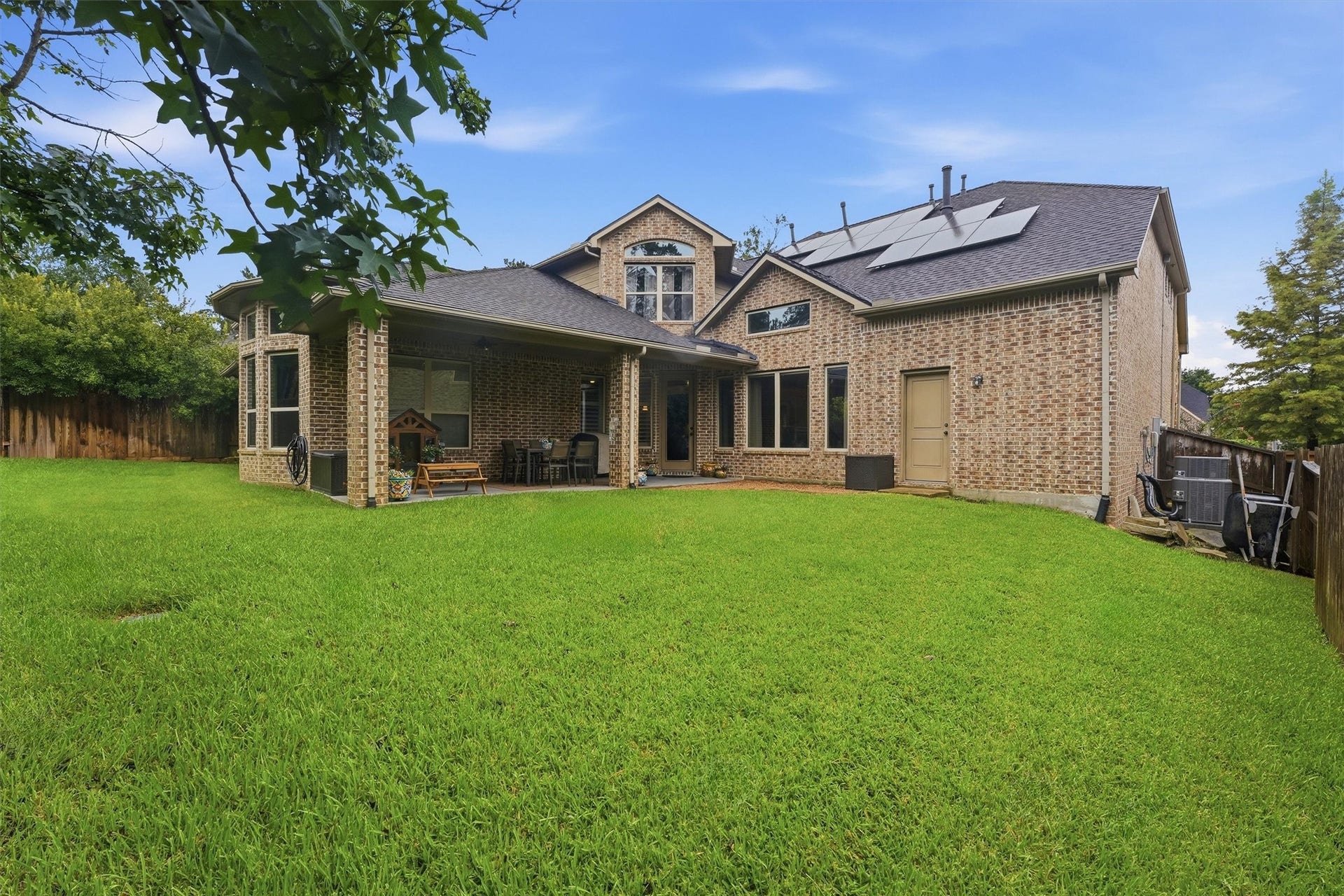 210 Fox Squirrel Court, Pinehurst, TX 77362 Backyard with room for a future pool.