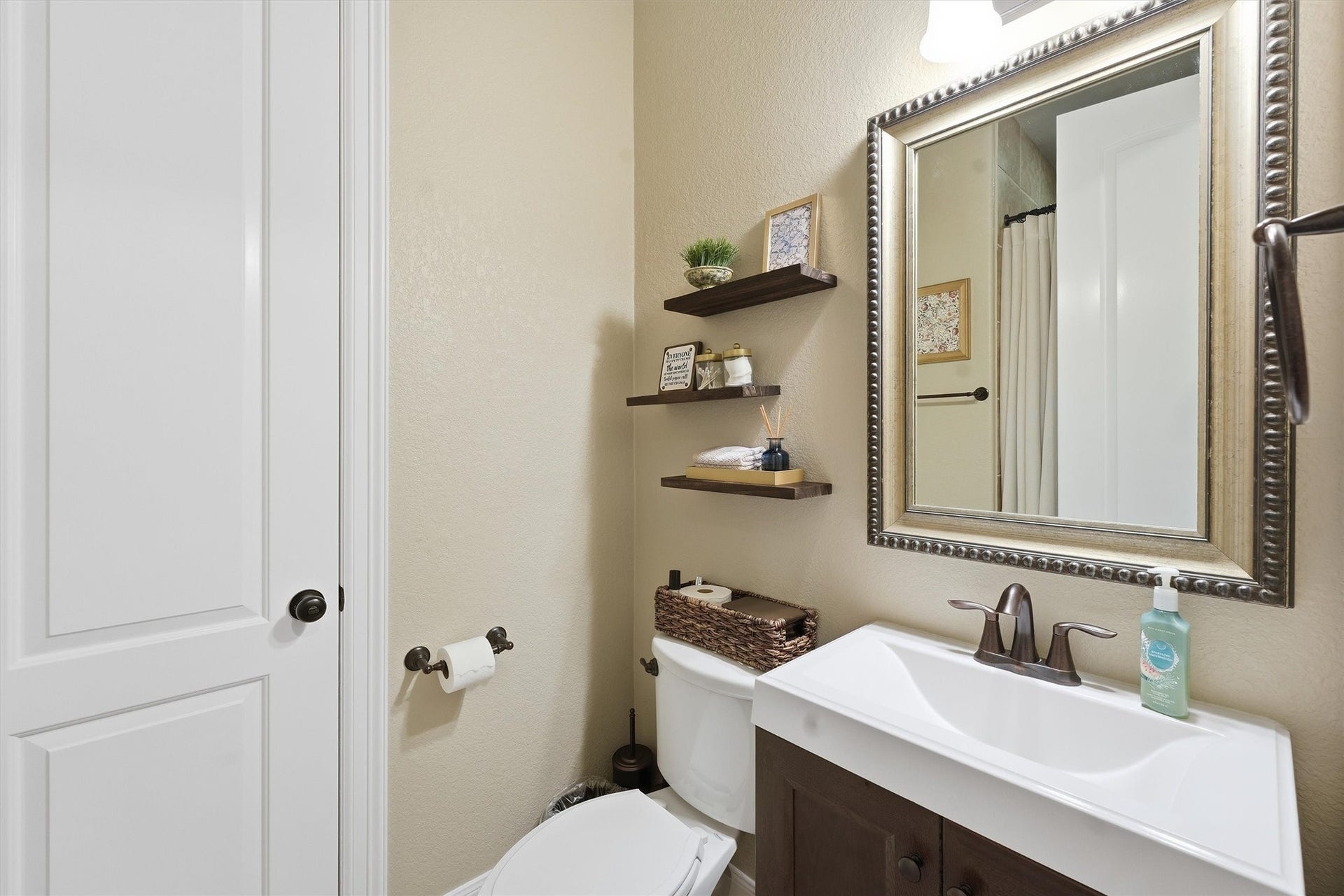 210 Fox Squirrel Court, Pinehurst, TX 77362 210 Fox Squirrel Court, Pinehurst, TX 77362