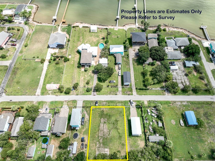 Property photo for 822 5th Street, San Leon, TX