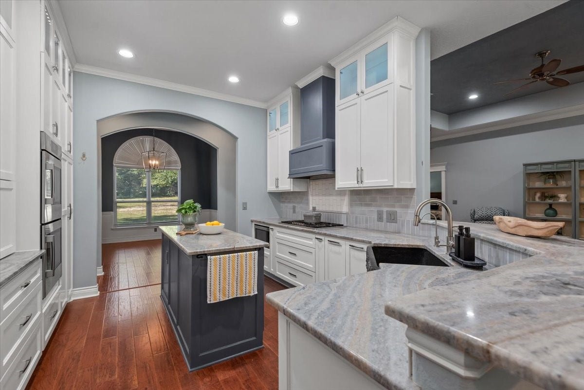 11325 Majestic Drive, Montgomery, TX 77316 11325 Majestic Drive, Montgomery, TX 77316