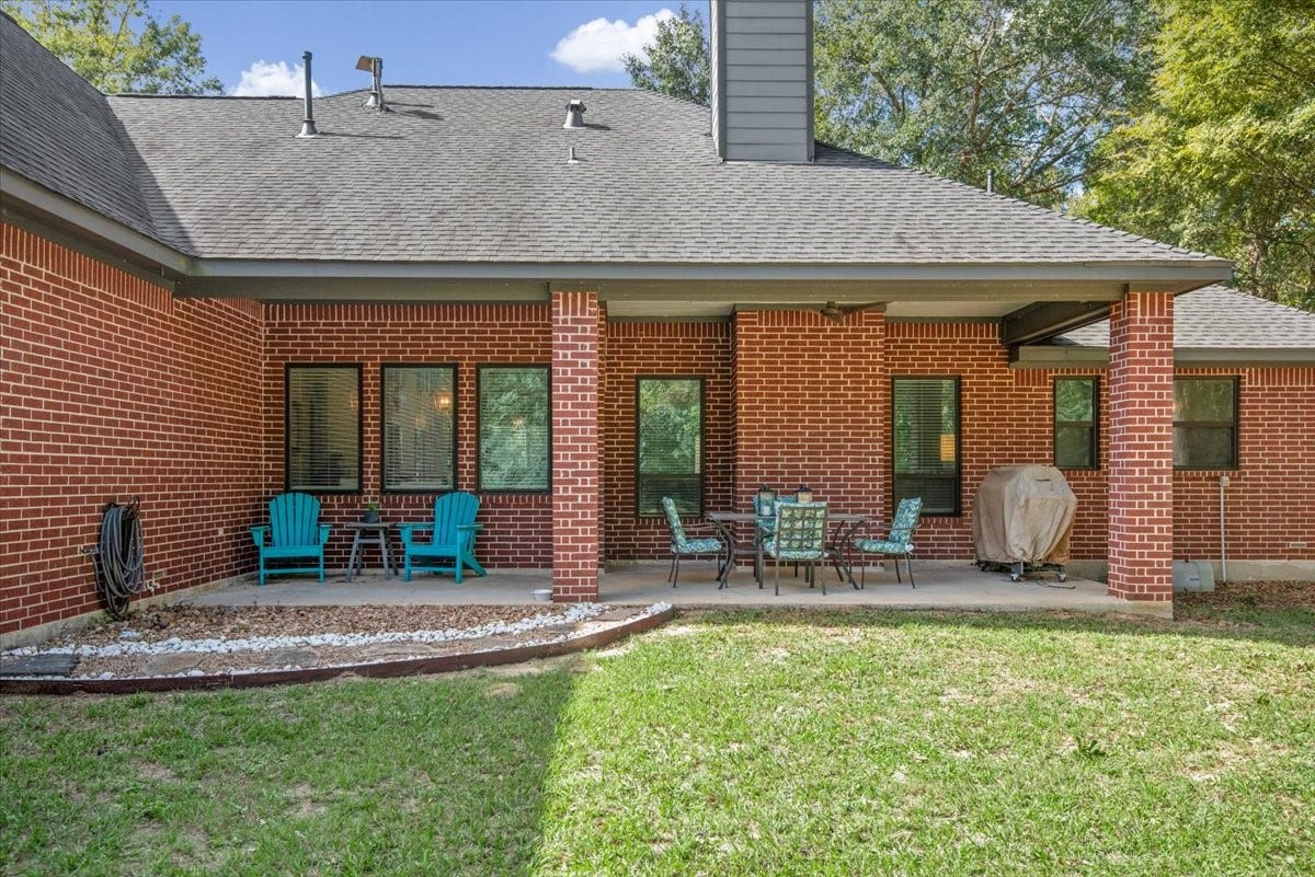 11325 Majestic Drive, Montgomery, TX 77316 11325 Majestic Drive, Montgomery, TX 77316