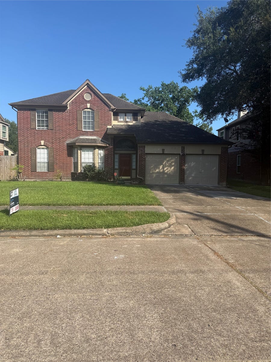 Property photo for 4727 Heritage Country Lane, Friendswood, TX