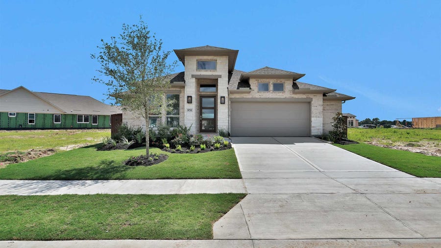 Property photo for 9711 Manor House Lane, Manvel, TX