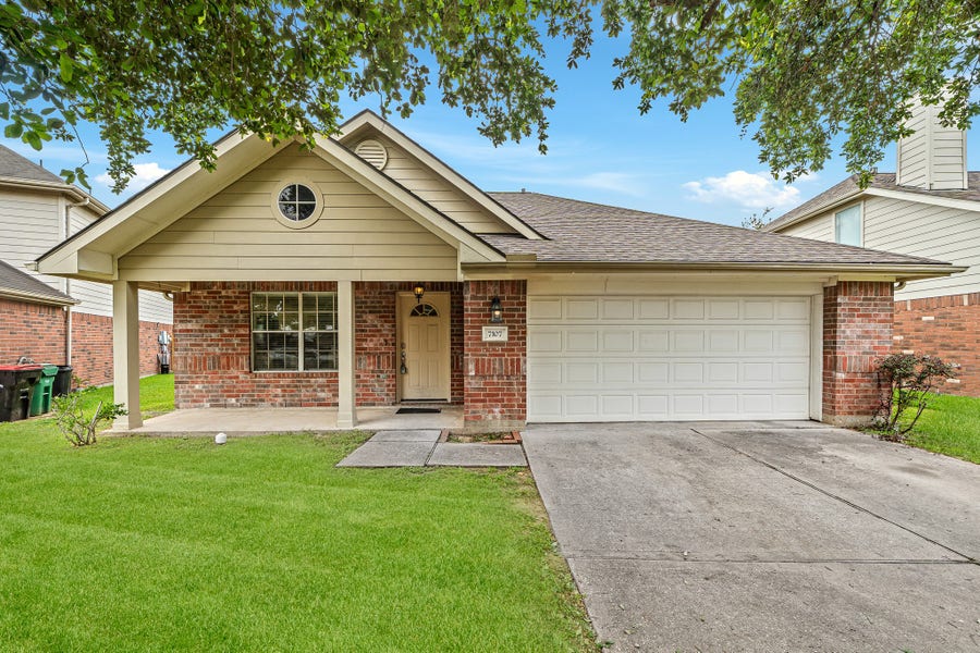 Property photo for 7107 Piney Meadow Court, Houston, TX