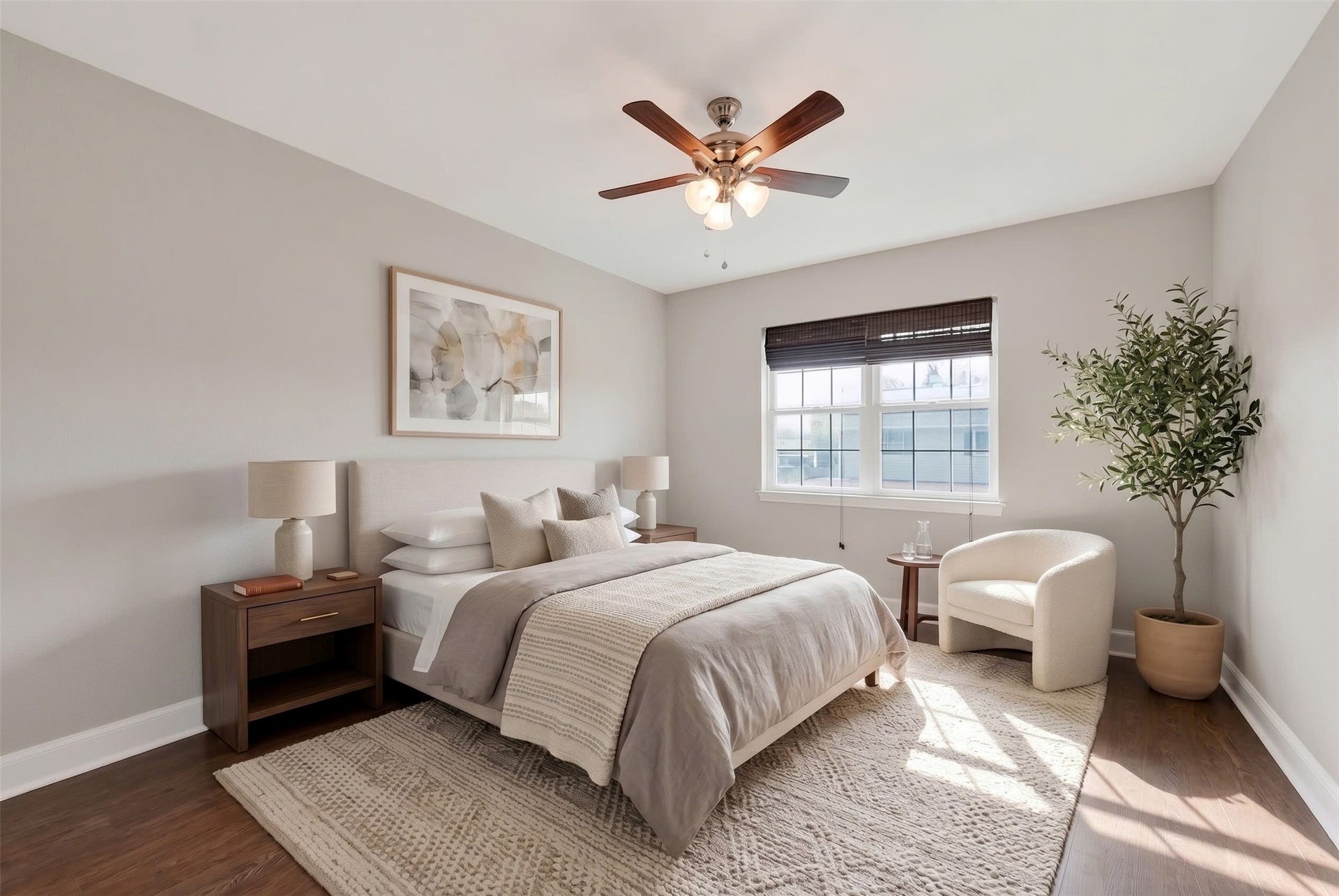 6351 Briar Rose Drive, #149, Houston, TX 77057 Additional secondary bedroom with versatile layout ideal for home office, nursery, or guest room.