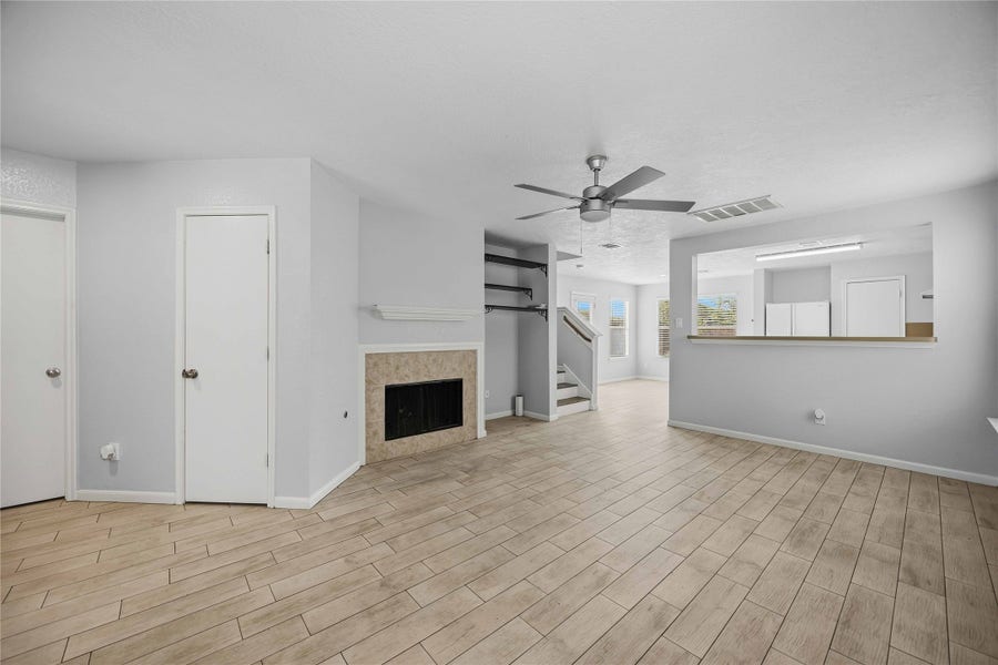 Property photo for 254 Silky Leaf Drive, Houston, TX