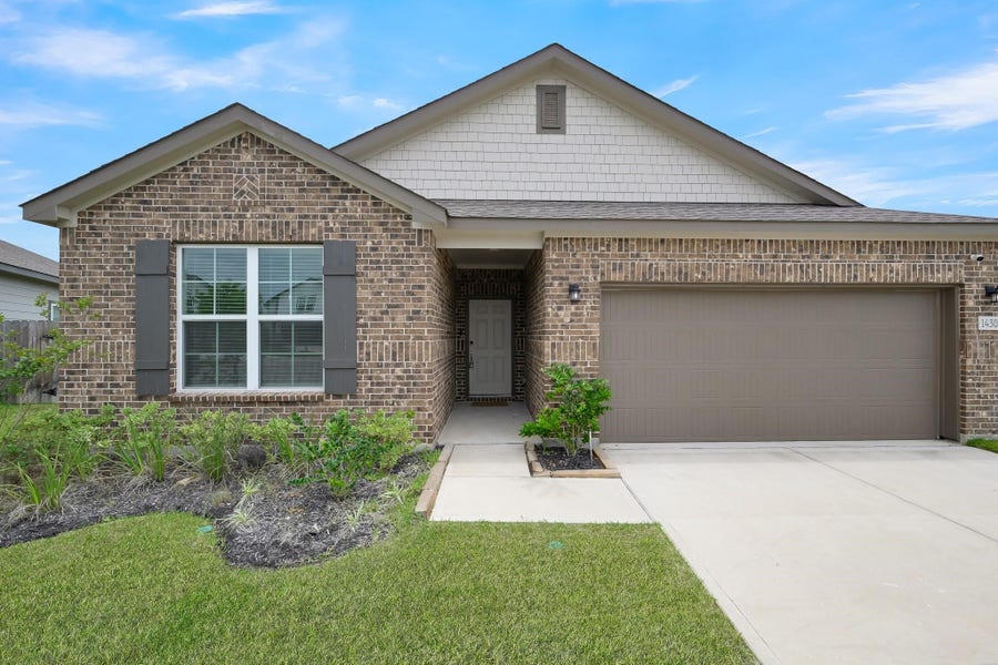 Property photo for 14309 Ash Tree Drive, Conroe, TX