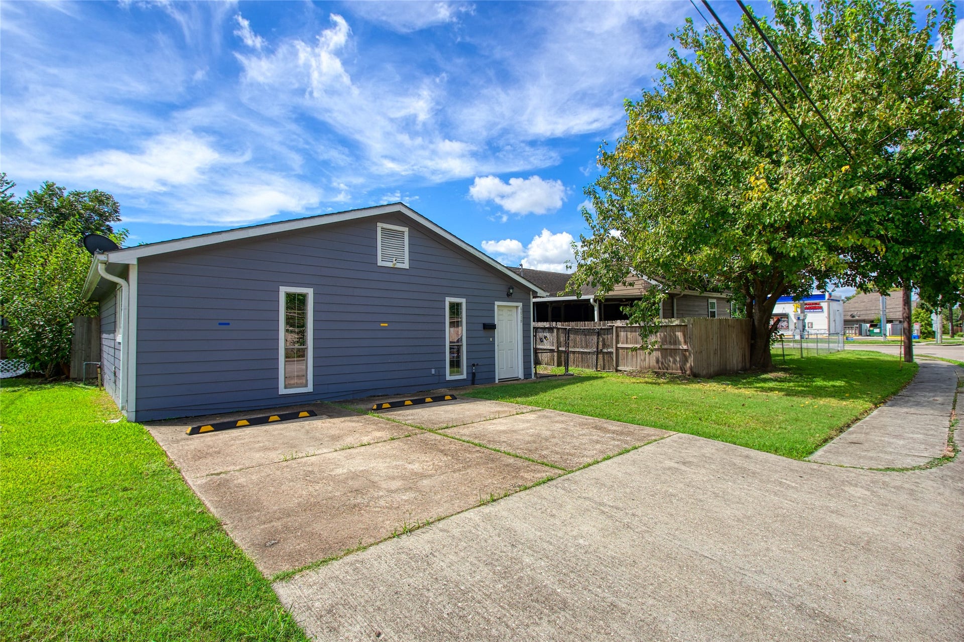 601 S Main Street, Pasadena, TX 77506 601 S Main Street, Pasadena, TX 77506