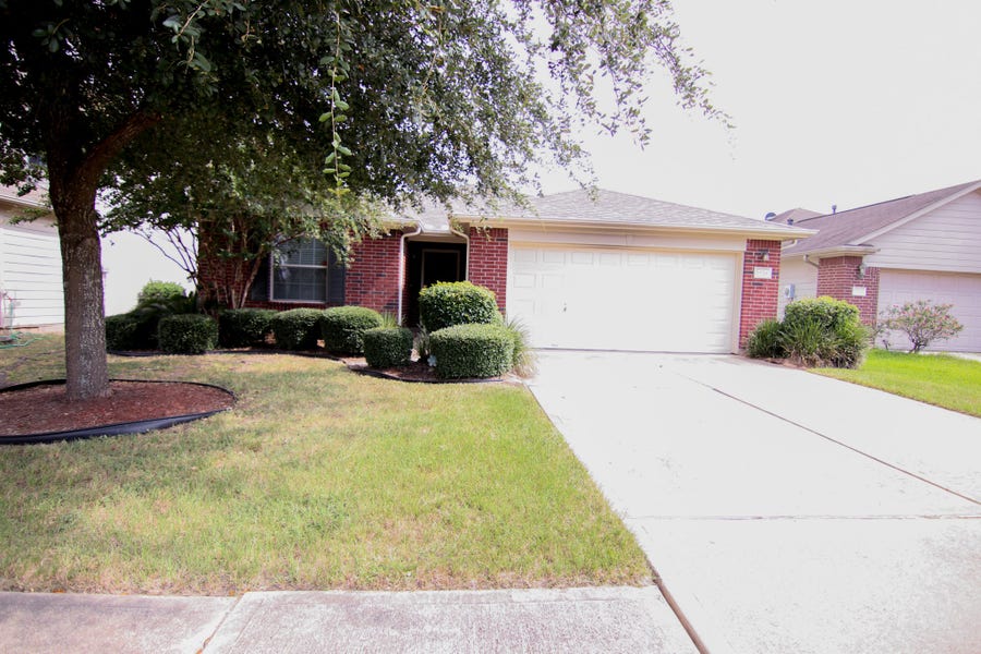 Property photo for 19714 Greenside Hill, Katy, TX