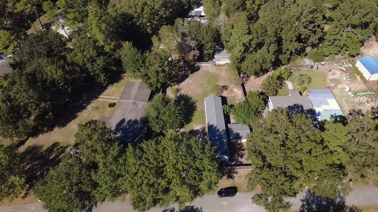 26209 Pine Lane, New Caney, TX 77357