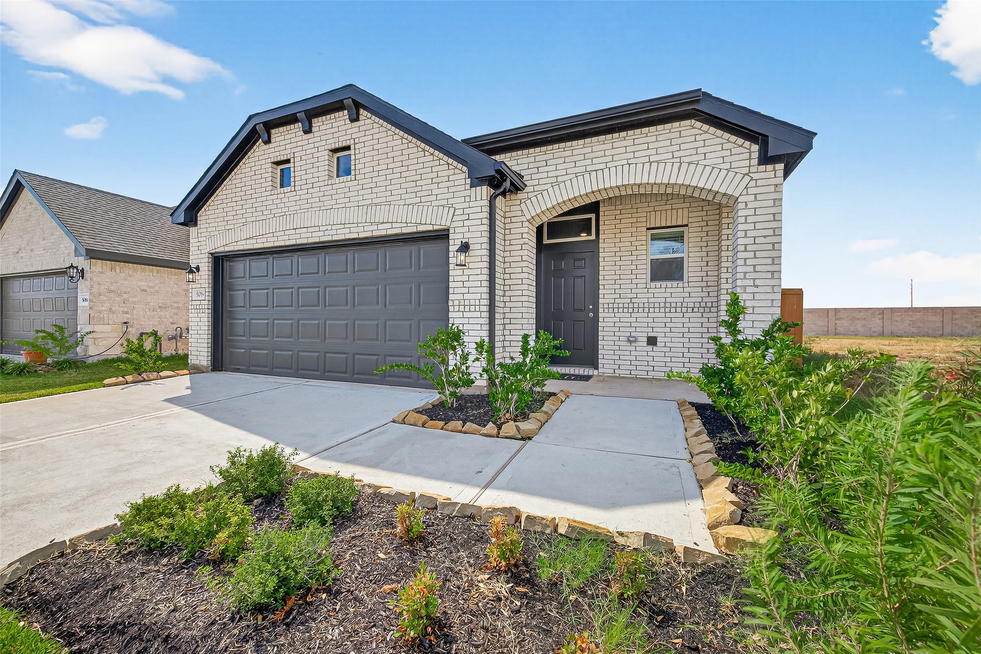 9975 Enclave Grove Street, Willis, TX 77318 9975 Enclave Grove Street, Willis, TX 77318
