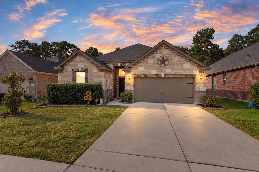 Property photo for 3921 Eagle Nest Lake Lane, Magnolia, TX