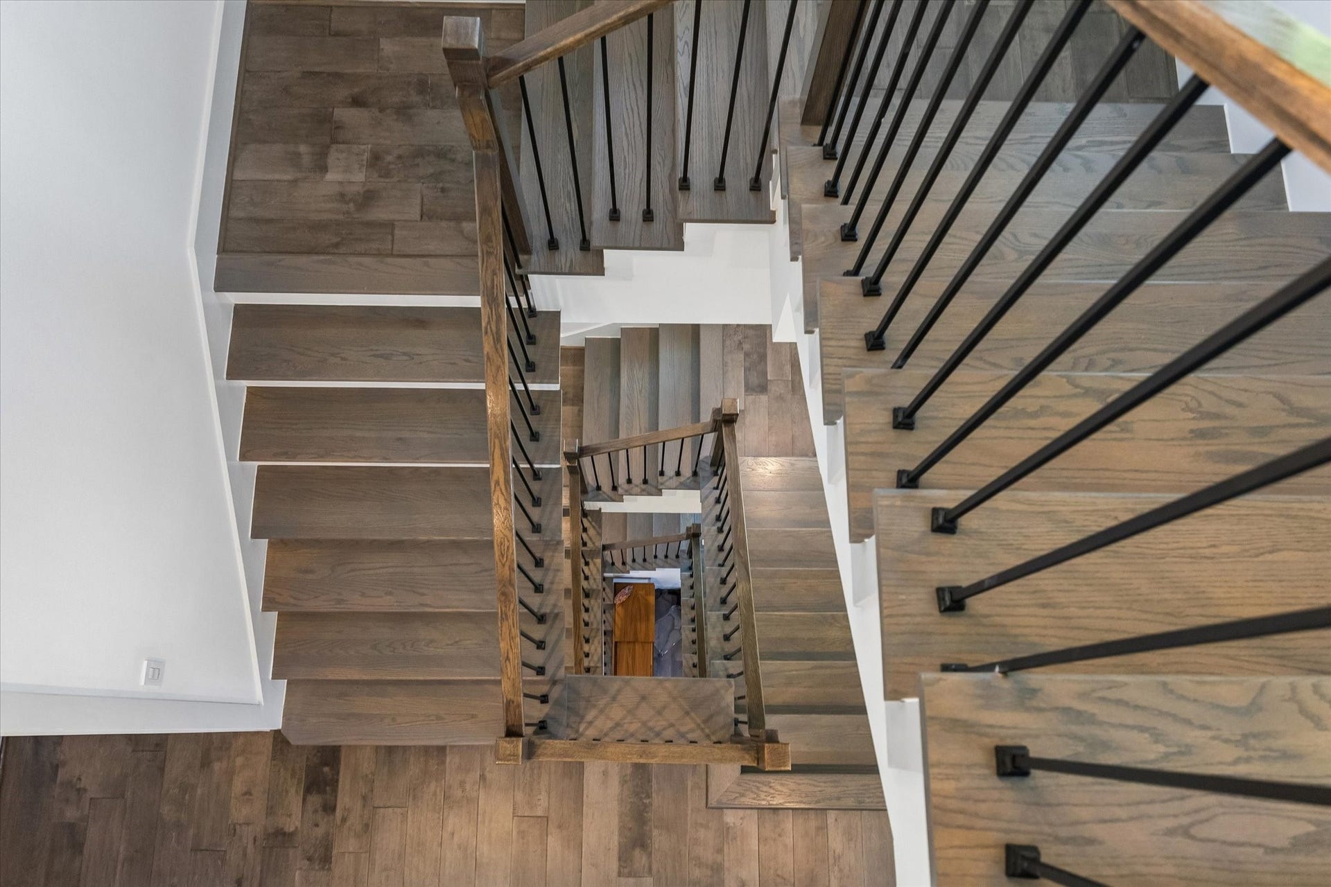 2435 Sheridan Street, Houston, TX 77030 2435 Sheridan Street, Houston, TX 77030