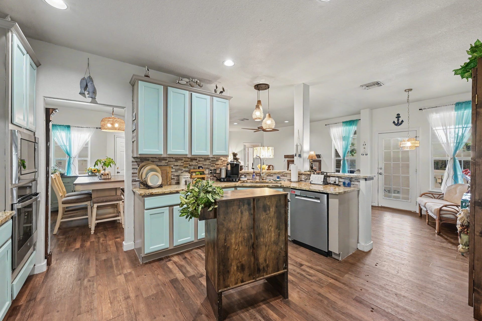 13262 Lake Breeze Lane, Willis, TX 77318 13262 Lake Breeze Lane, Willis, TX 77318
