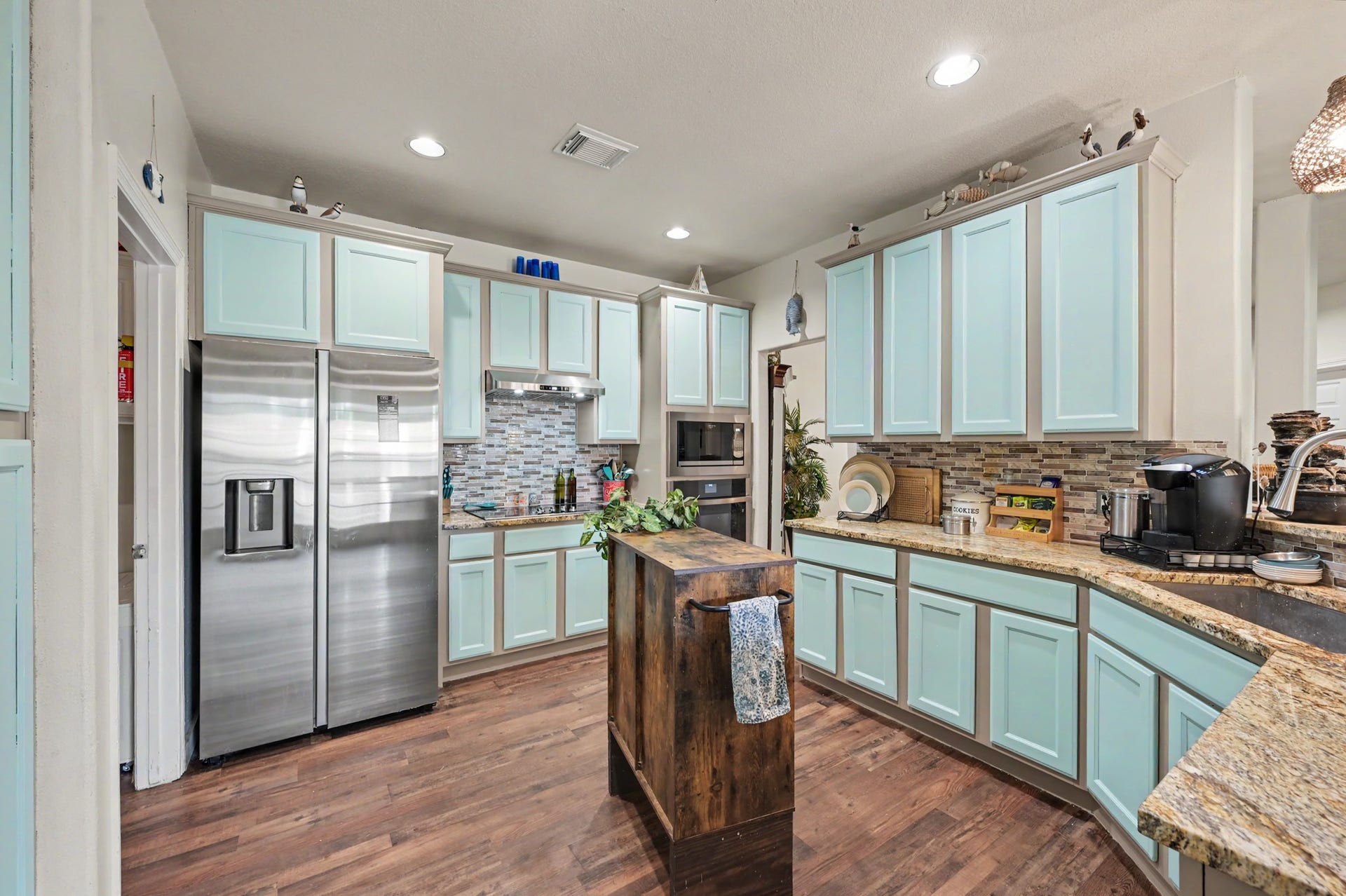 13262 Lake Breeze Lane, Willis, TX 77318 13262 Lake Breeze Lane, Willis, TX 77318