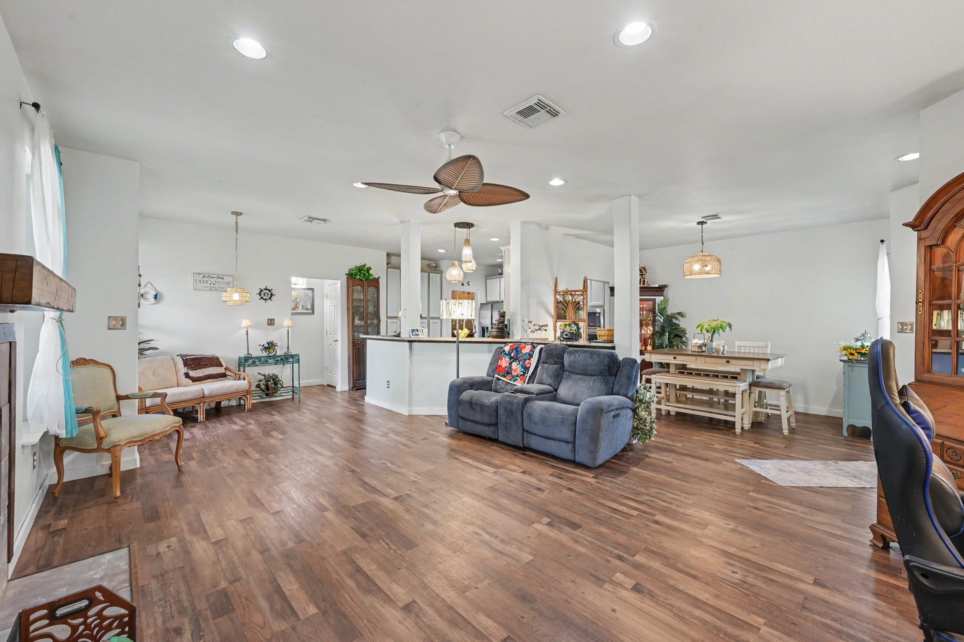 13262 Lake Breeze Lane, Willis, TX 77318 13262 Lake Breeze Lane, Willis, TX 77318