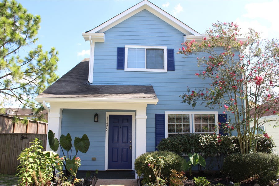 Property photo for 11955 Chanteloup Drive, Houston, TX