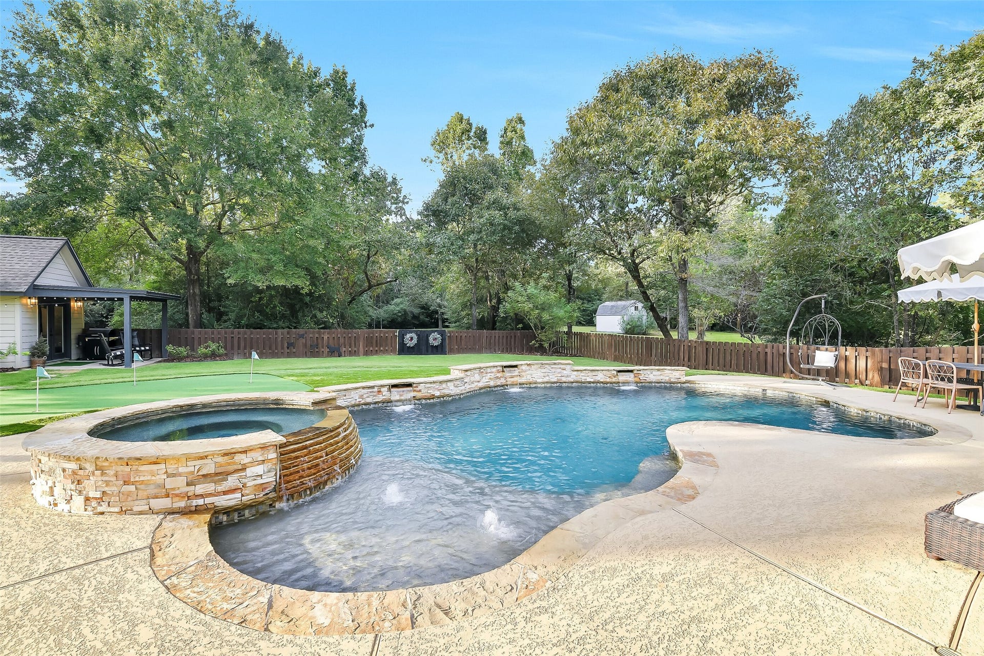11373 Majestic Drive, Montgomery, TX 77316