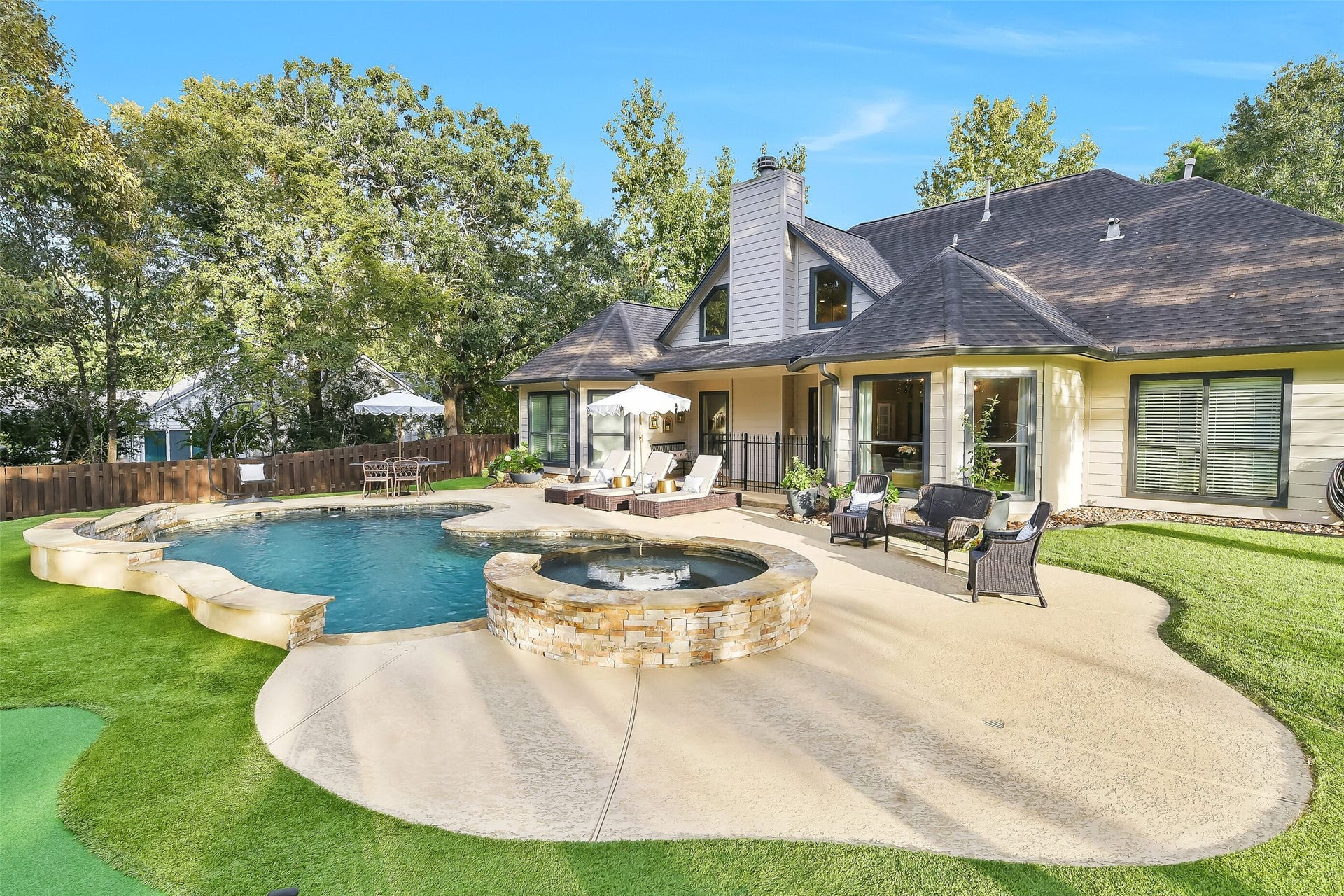 11373 Majestic Drive, Montgomery, TX 77316