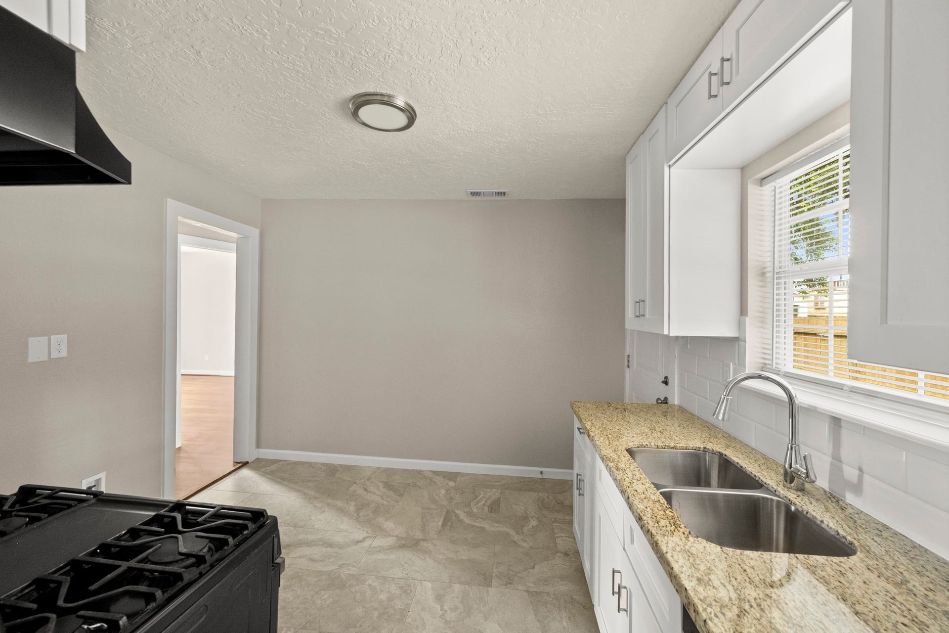 201 N Lenox, Houston, TX 77011 201 N Lenox, Houston, TX 77011