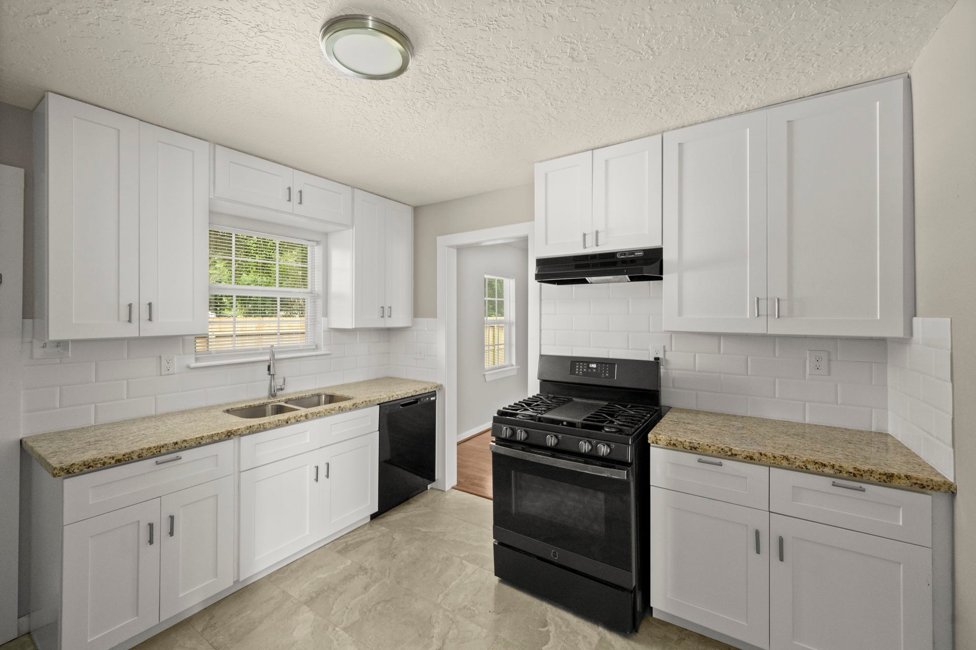 201 N Lenox, Houston, TX 77011 201 N Lenox, Houston, TX 77011
