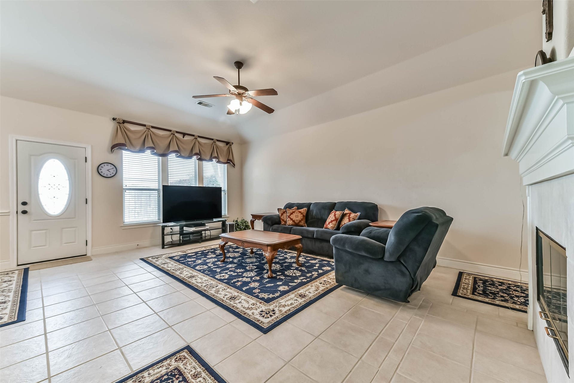4055 Bentwood Drive, Dickinson, TX 77539 4055 Bentwood Drive, Dickinson, TX 77539