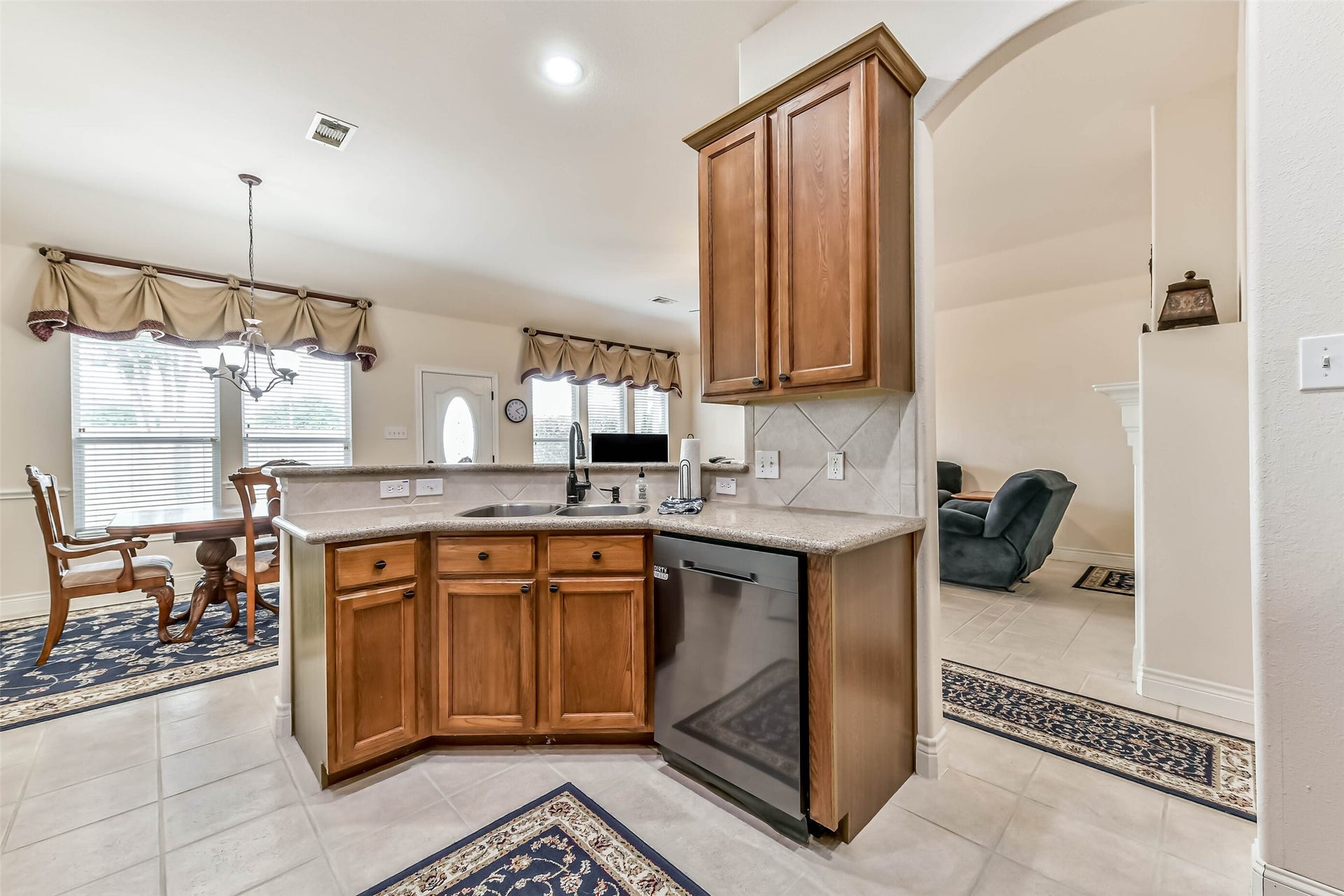 4055 Bentwood Drive, Dickinson, TX 77539 4055 Bentwood Drive, Dickinson, TX 77539