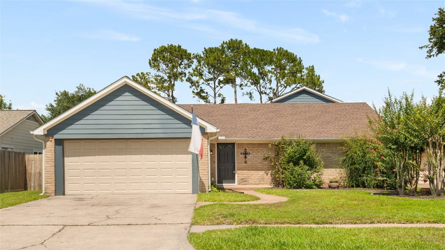 Property photo for 15619 Boulder Oaks Drive, Houston, TX