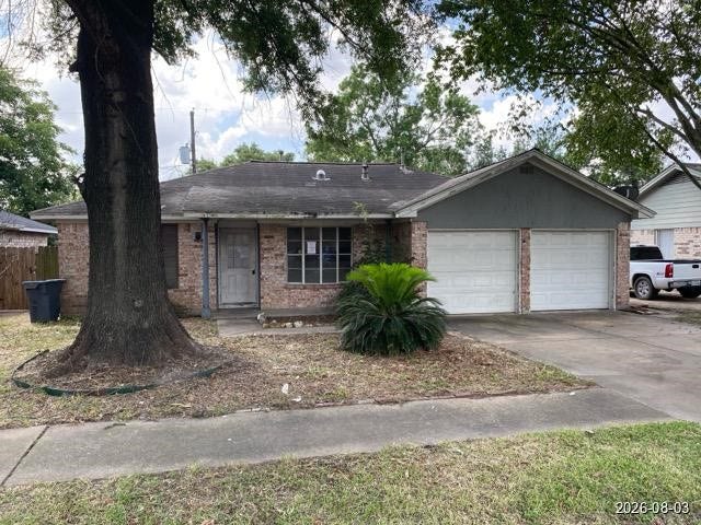 Property photo for 718 Hollyvale Drive, Houston, TX