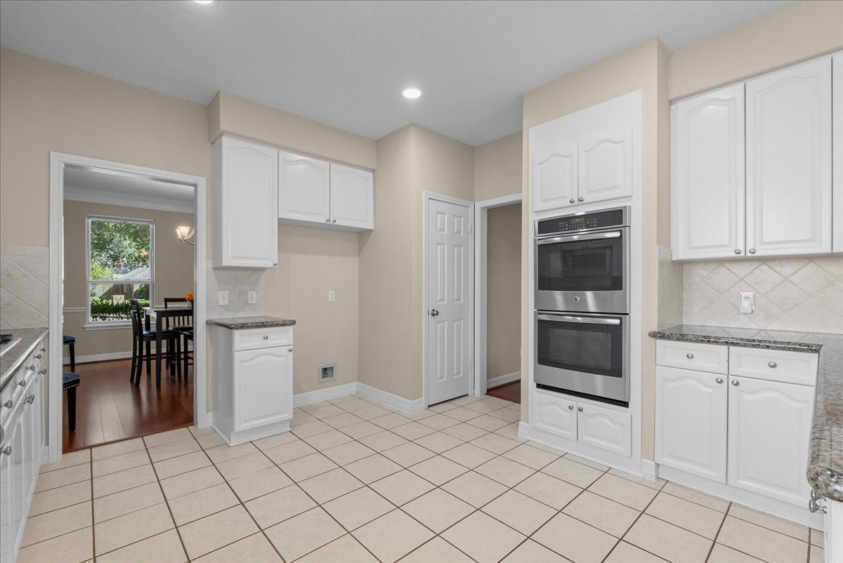 2633 De Four Trace, Seabrook, TX 77586 2633 De Four Trace, Seabrook, TX 77586