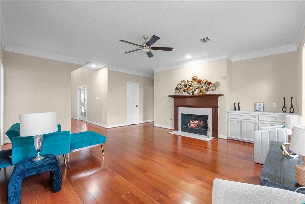 2633 De Four Trace, Seabrook, TX 77586 2633 De Four Trace, Seabrook, TX 77586