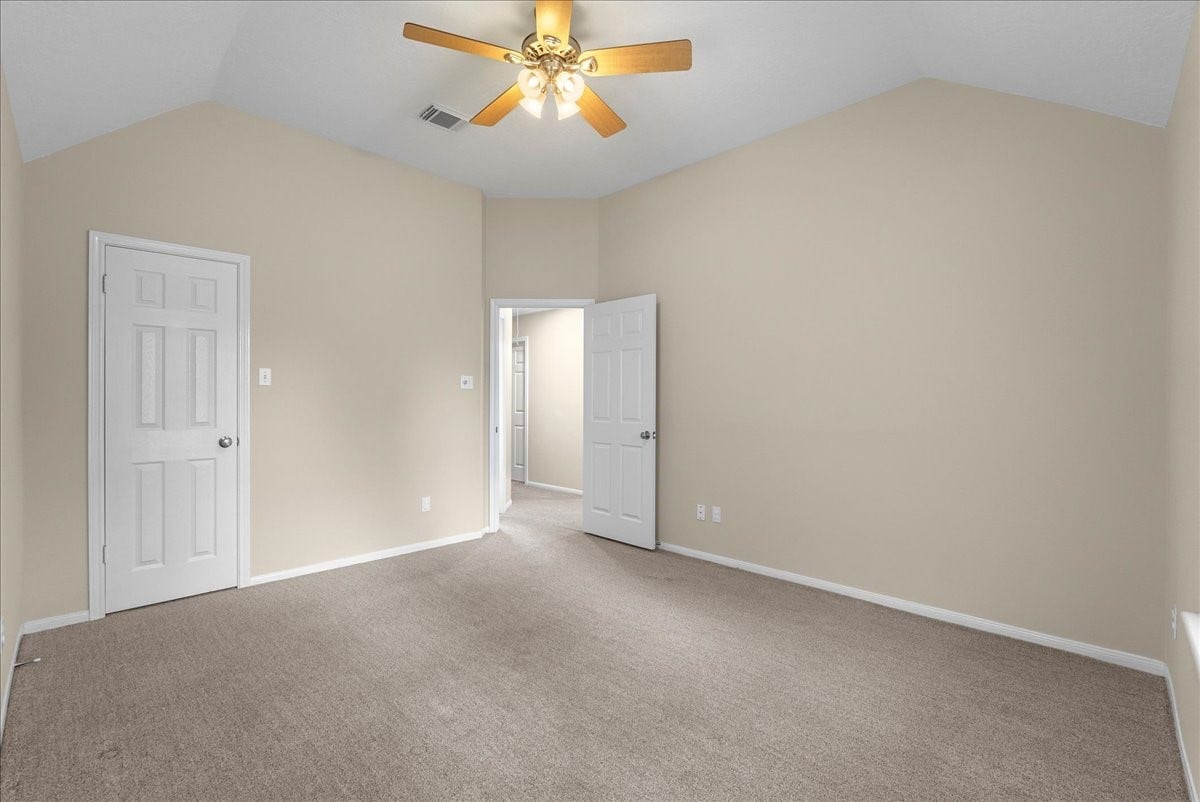 2633 De Four Trace, Seabrook, TX 77586 2633 De Four Trace, Seabrook, TX 77586