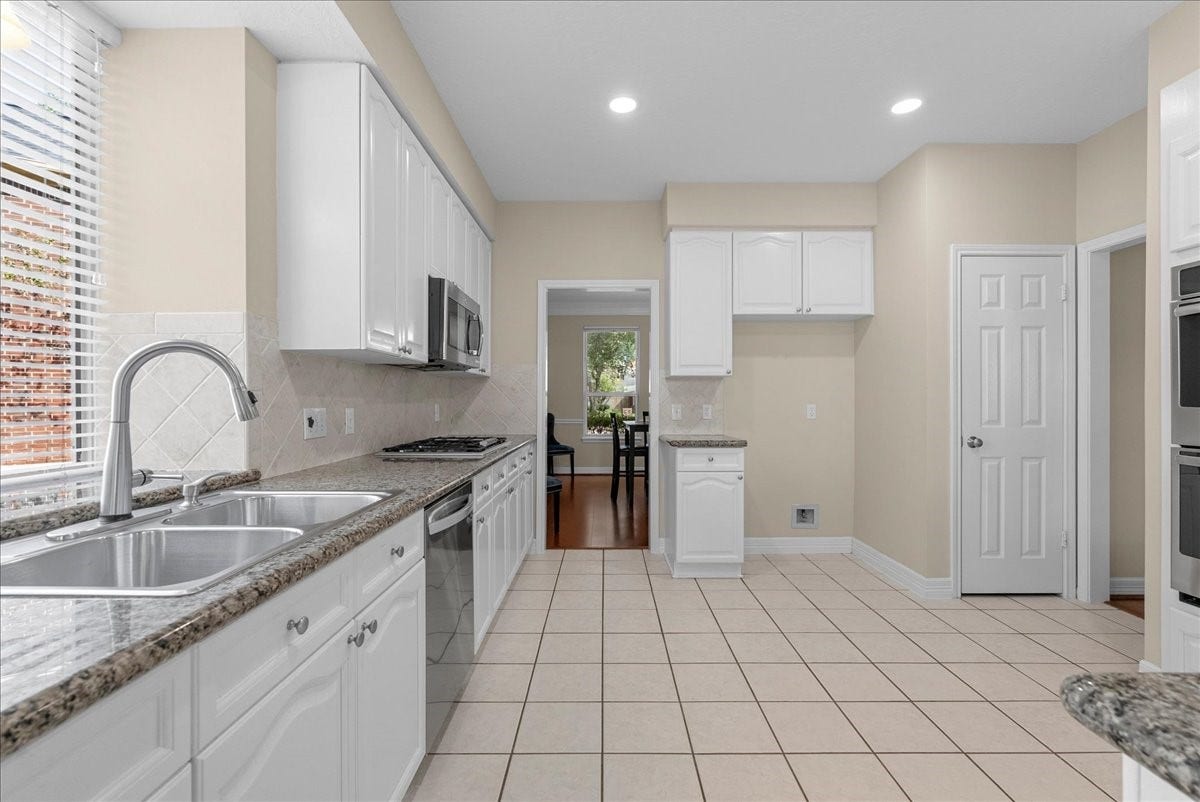 2633 De Four Trace, Seabrook, TX 77586 2633 De Four Trace, Seabrook, TX 77586