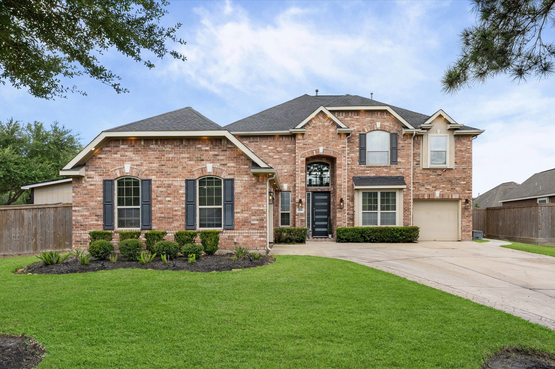 14016 Savannah Landing Lane, Rosharon, TX 77583 14016 Savannah Landing Lane, Rosharon, TX 77583