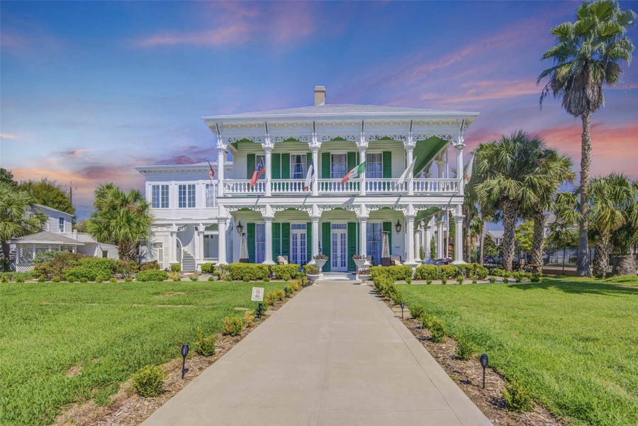 Property photo for 1502-1516 Market Street, Galveston, TX