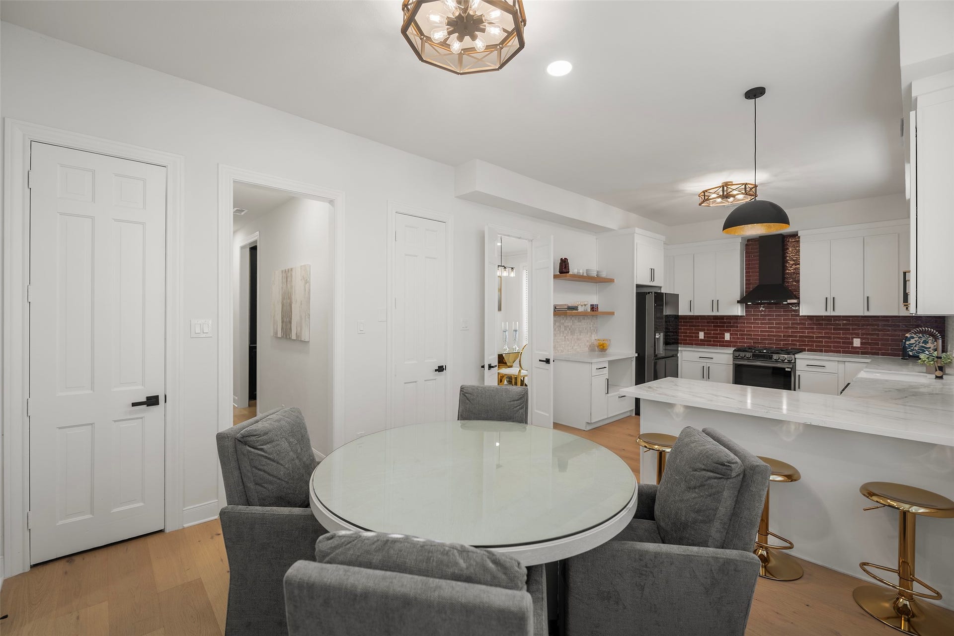 Breakfast nook