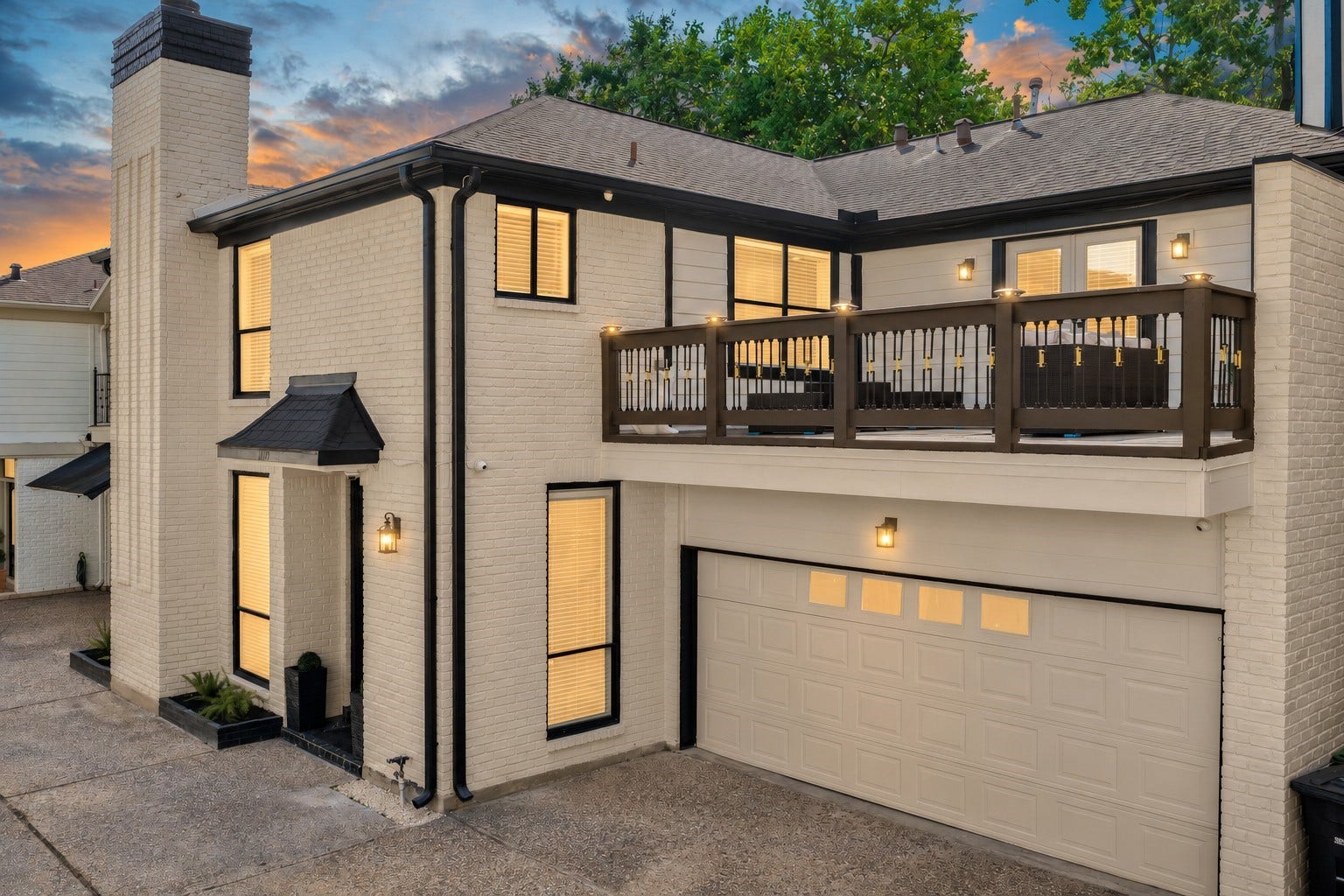 Beautiful front elevation of the house.