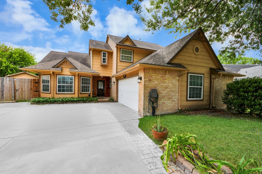 Property photo for 12303 Gambit Dr, Stafford, TX