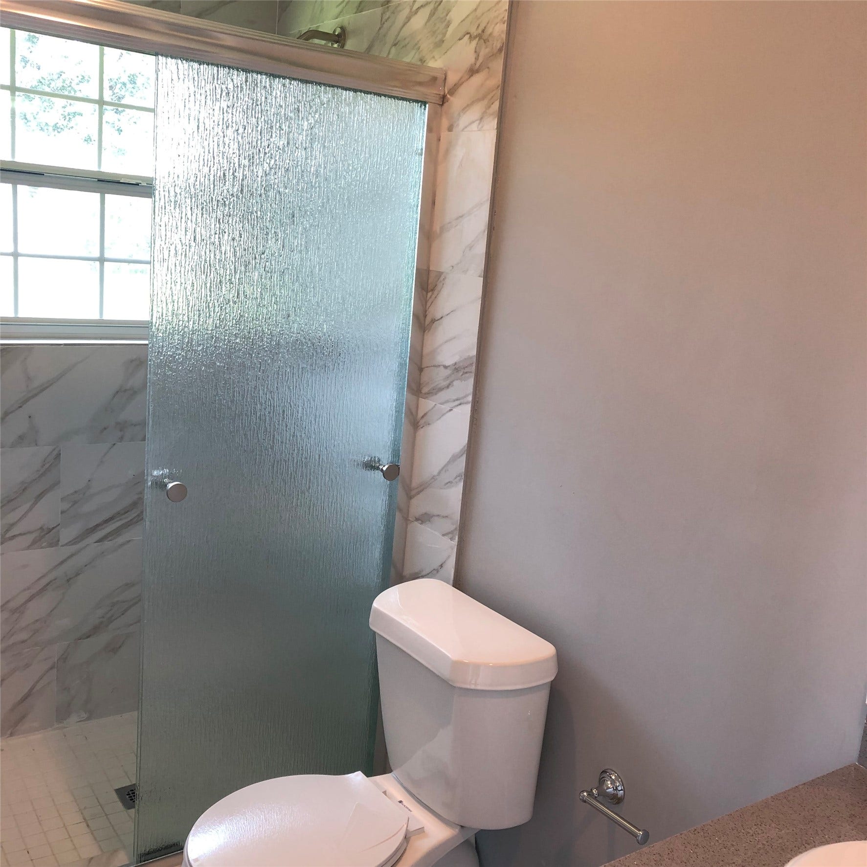 120 Shanklin Road, Angleton, TX 77515 Part A room A-2 Shower